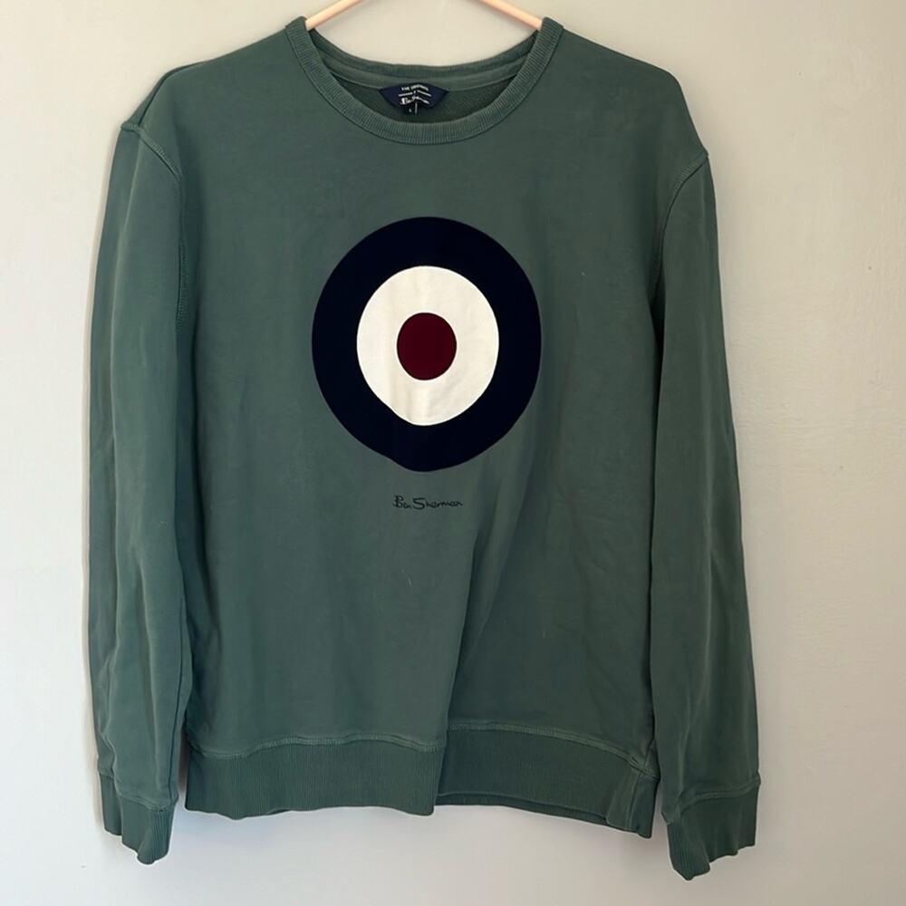 Ben Sherman crewneck sweatshirt. Size L